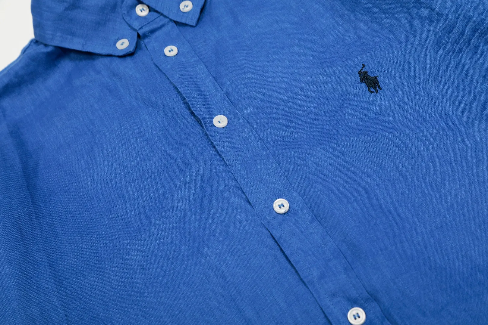 P300 Top Quality" Style Number: 8001# [Ralph Lauren Paul Pony Linen Basic Couple Style Shirt Long Sleeve] ✅Ralph Lauren Paul Small Label War Horse 100% Pure Linen Classic Basic Four Seasons Shirt Long Sleeve ✅A must-have item for the lazy style. The upper body has a retro and fresh feeling. ✅100% pure linen 280g 32 count fabric. Washed, retro and textured. ✅Dedicated to platform live broadcast. Wholesale entity ✅Simple and easy to match, light American old money style, the upper body is super great, ✅Standard for all seasons, worn alone/inner, it is a must-have for YYDS couples wardrobe. Size: S-XL Color: Black, White, Navy, Khaki, Pink, Yellow, Red, Colorful Blue, Light Blue, Rose Red